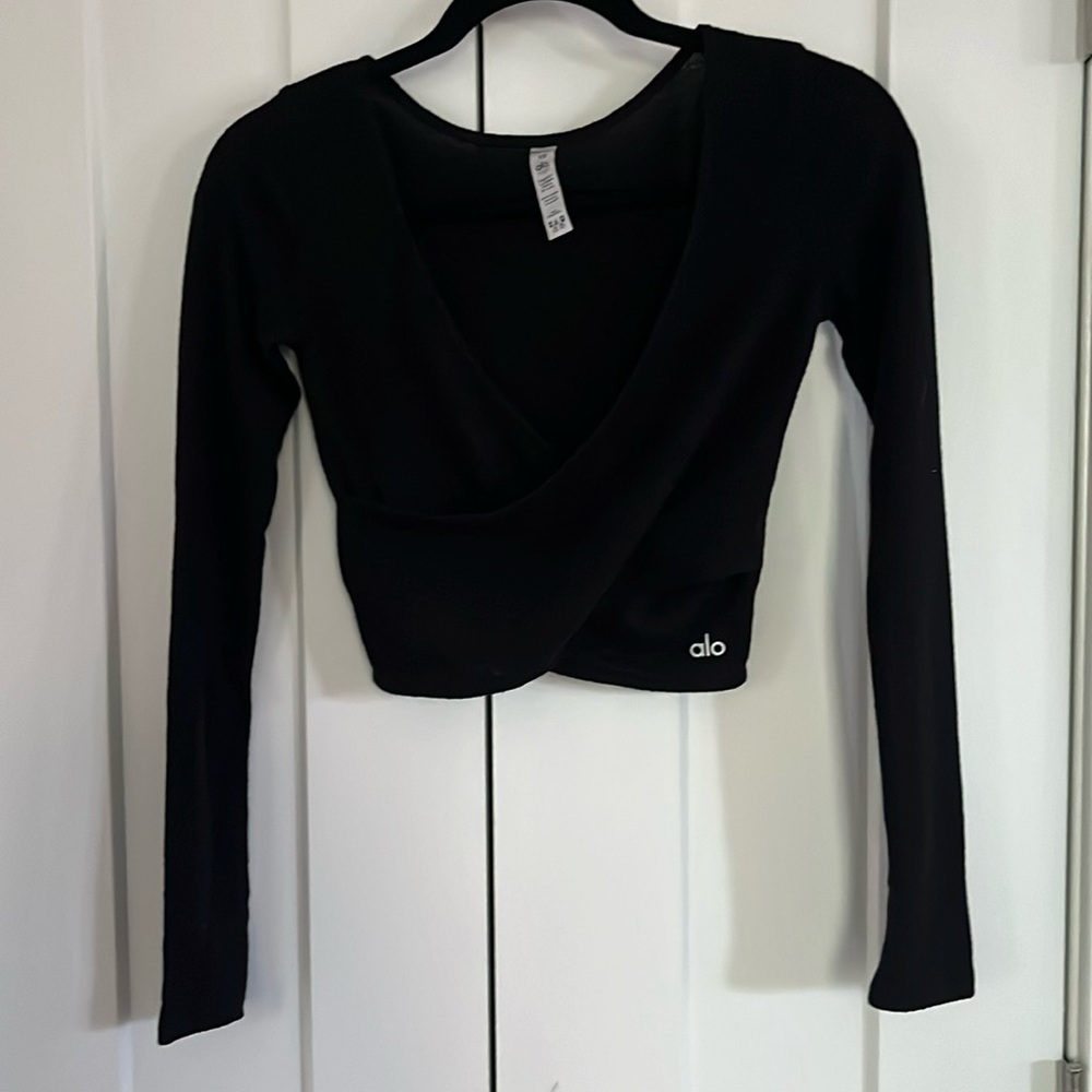 Alo Amelia Luxe Long Sleeve Crop Top
